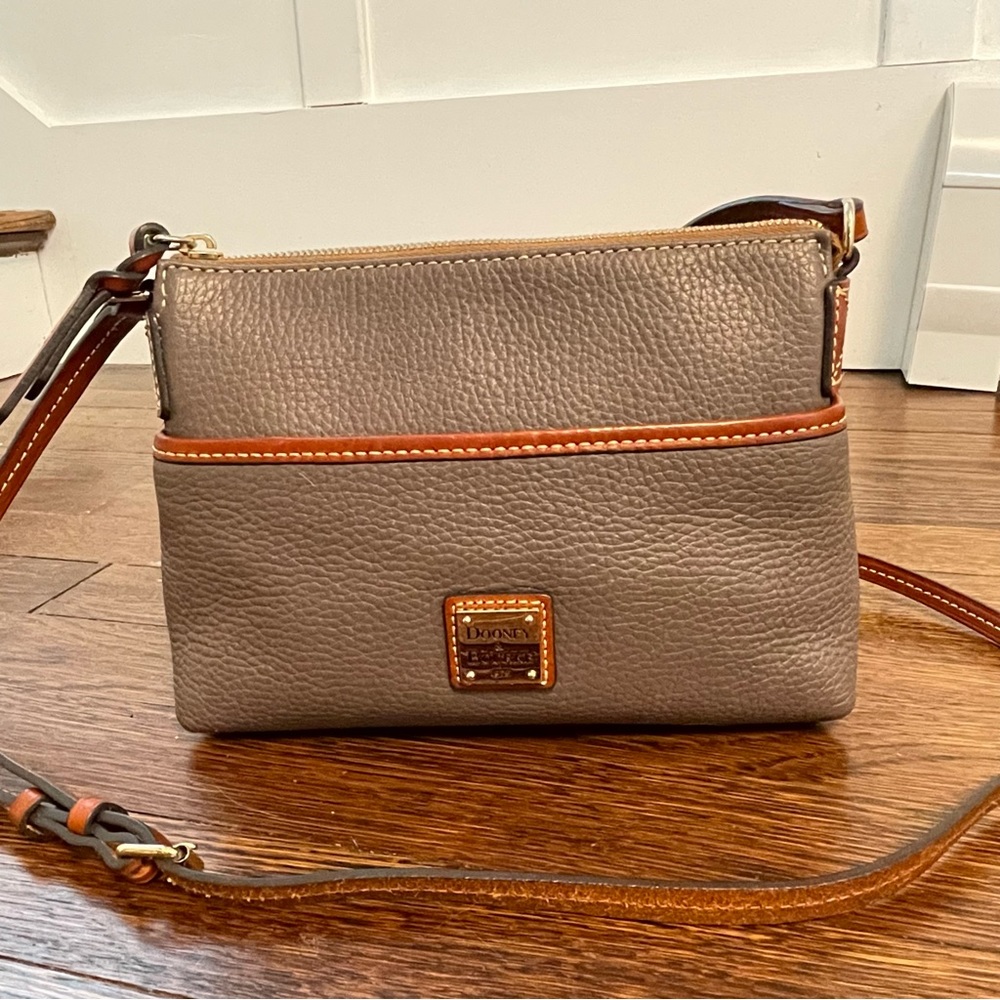 Vintage D&B gray Crossbody